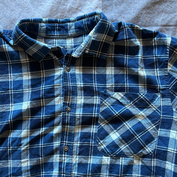 Blue/Gray “anko” button down flannel - Picture 4 of 7